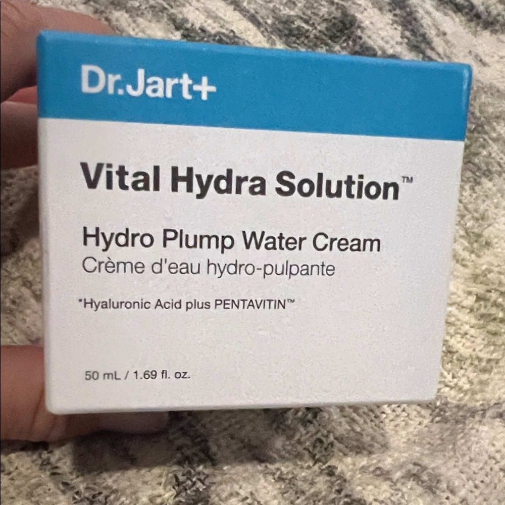 Dr.Jart+ Vital Hydra Solution Water Cream - Blue and White